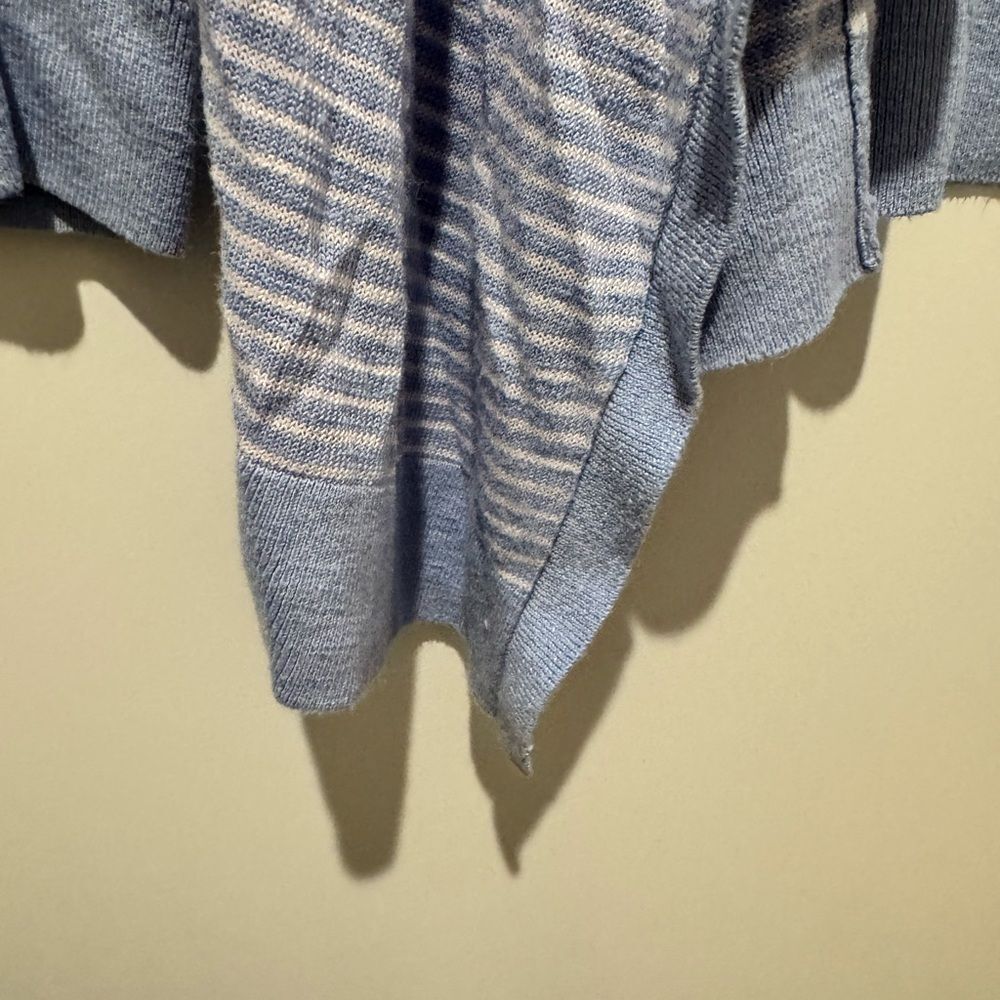 LOFT Light Blue Striped Cardigan - Picture 5 of 6
